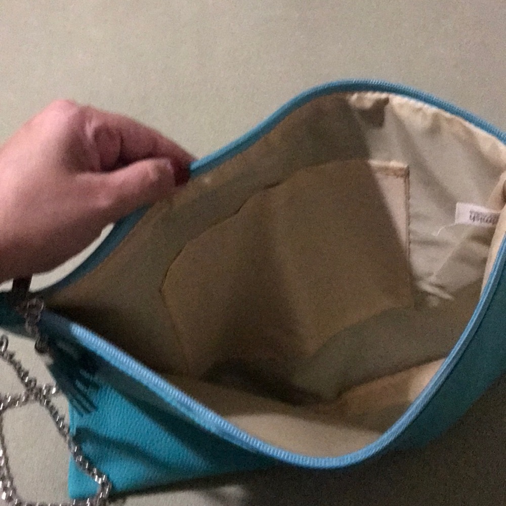 Fashion Crossbody Bag - Picture 2 of 2